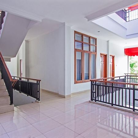 Reddoorz @ Plemburan Hotell Sleman  Eksteriør bilde