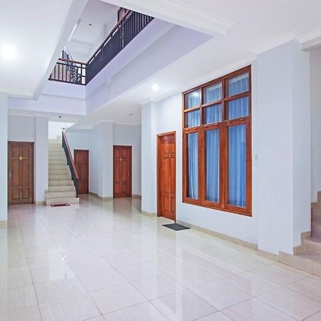 Reddoorz @ Plemburan Hotell Sleman  Eksteriør bilde