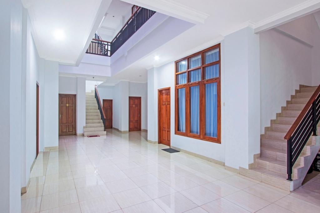 Reddoorz @ Plemburan Hotell Sleman  Eksteriør bilde