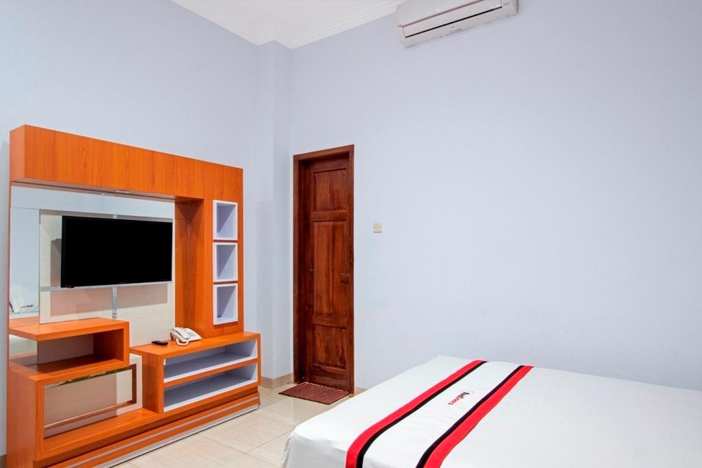 Reddoorz @ Plemburan Hotell Sleman  Eksteriør bilde